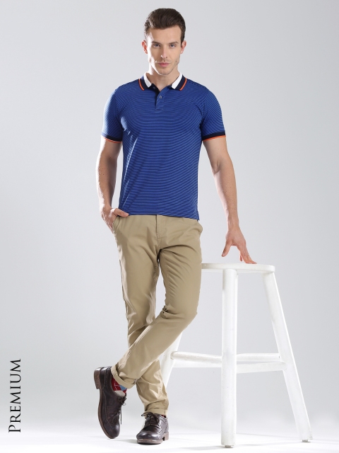 

INVICTUS Men Blue Striped Polo T-shirt