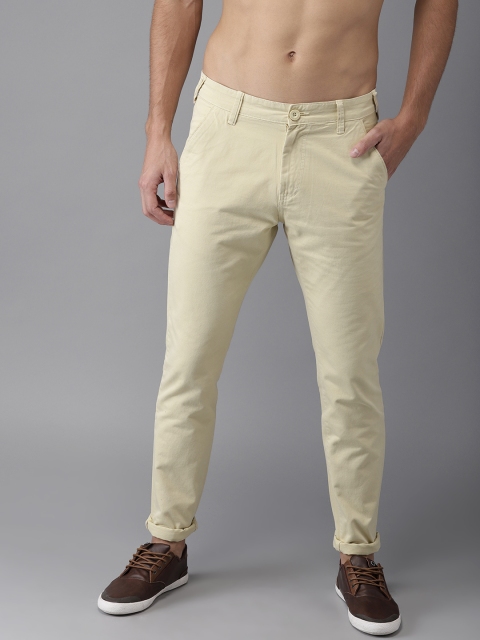 

HERE&NOW Men Cream-Coloured Slim Fit Solid Chinos