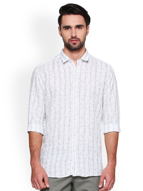

V Dot Men White Printed Slim Fit Casual Shirt