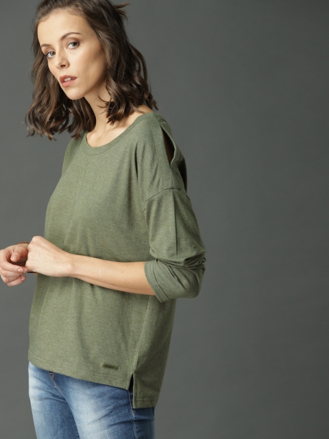 

Roadster Women Grey Solid Round Neck T-shirt
