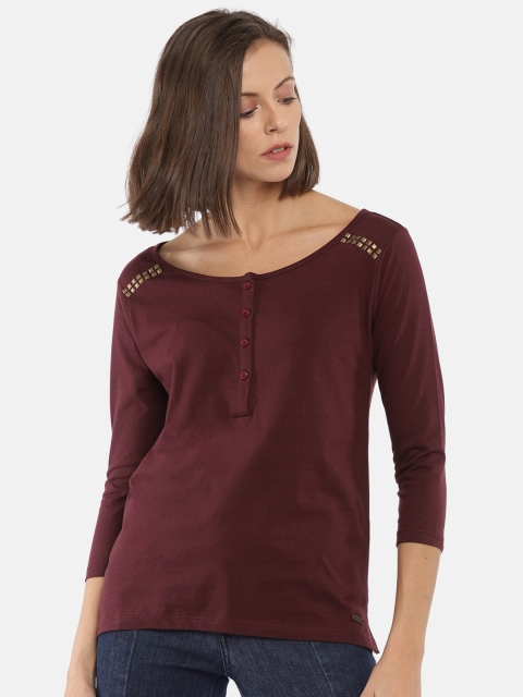 

Roadster Women Burgundy Solid Henley Neck T-shirt