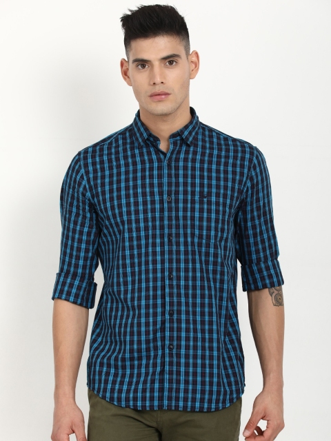 

Crocodile Men Blue & Navy Blue Slim Fit Checked Casual Shirt