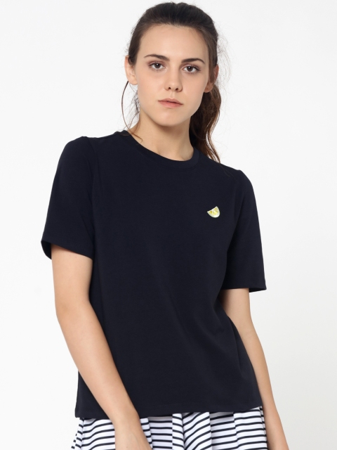 

ONLY Women Navy Solid Round Neck T-shirt, Navy blue