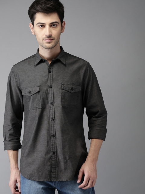 

HERE&NOW Men Black Solid Casual Shirt