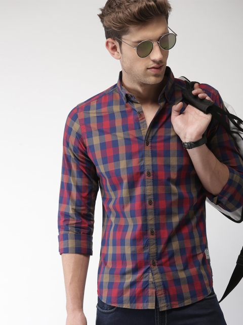 

Harvard Men Orange & Navy Blue Regular Fit Checked Casual Shirt
