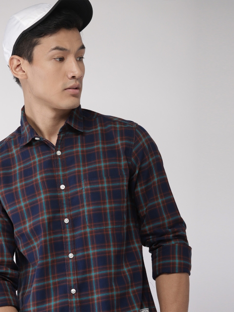 

Harvard Men Navy Blue Regular Fit Checked Casual Shirt