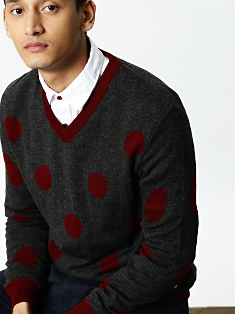 

Mr Bowerbird Men Charcoal Grey & Maroon Many Moon Pullover
