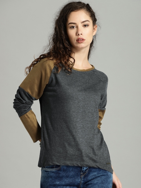 

Roadster Women Charcoal Grey Round Neck T-shirt