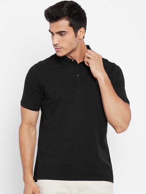 

Blackberrys Men Black Solid Polo Collar T-shirt