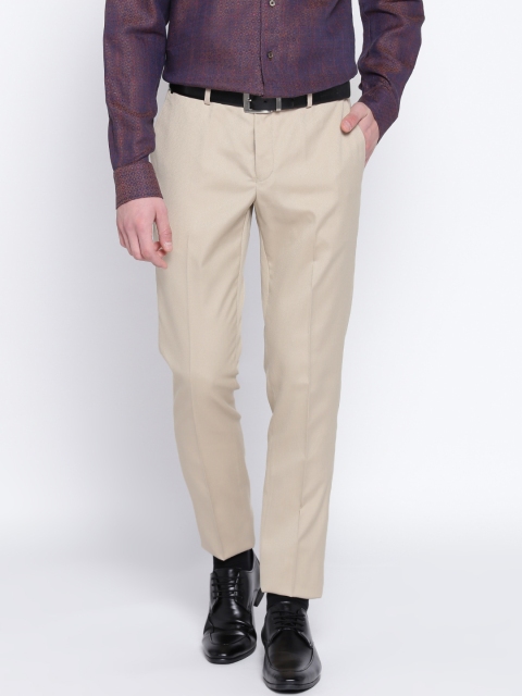 

Blackberrys Men Beige Skinny Fit Solid Formal Trousers