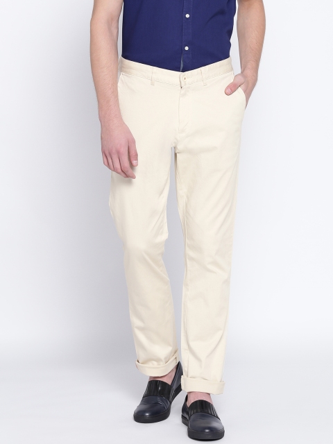 

Blackberrys Men Cream-Coloured Regular Fit Solid Trousers