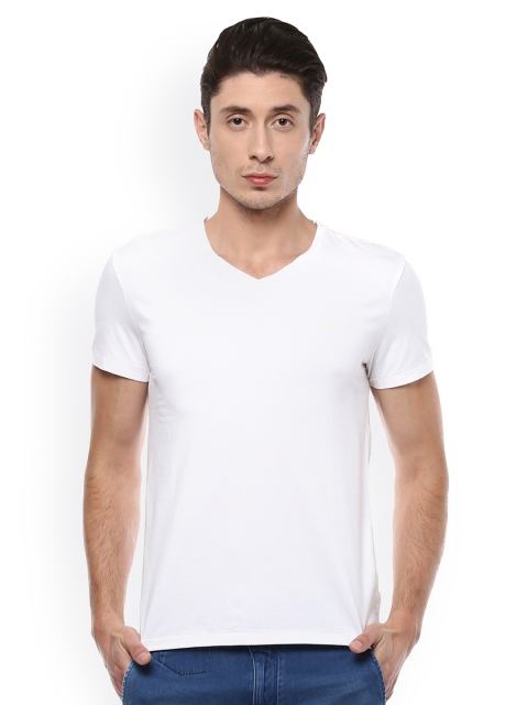 

Solly Jeans Co. Men White Solid V-Neck T-shirt