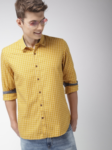

Mast & Harbour Men Mustard Yellow & White Slim Fit Checked Casual Shirt