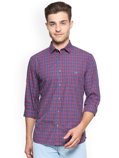 

Van Heusen Sport Men Blue Slim Fit Checked Casual Shirt