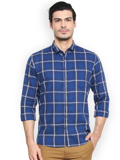 

Van Heusen Sport Men Blue Slim Fit Checked Casual Shirt