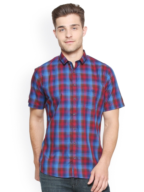 

Van Heusen Sport Men Blue & Red Slim Fit Checked Casual Shirt