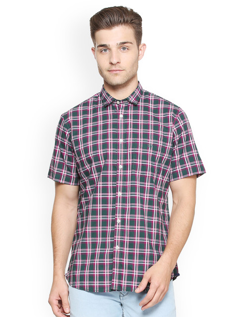 

Van Heusen Sport Men Green & Red Slim Fit Checked Casual Shirt