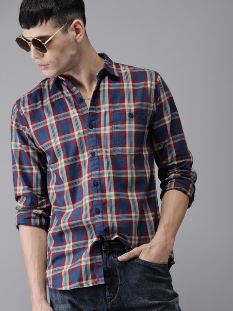 

Moda Rapido Men Navy Blue & Red Regular Fit Checked Casual Shirt