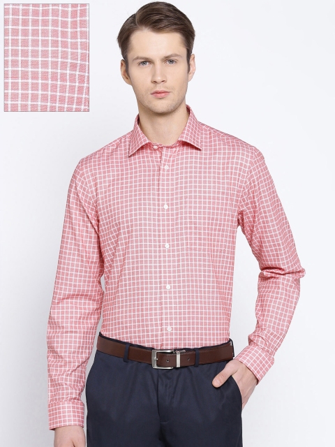 

Blackberrys Men Red & White Slim Fit Checked Formal Shirt