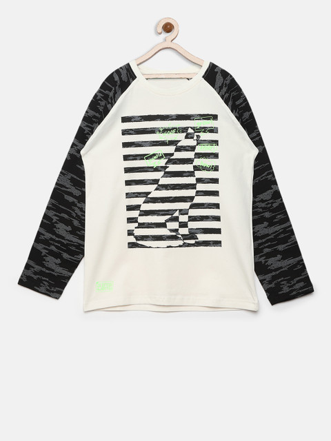 

Gini and Jony Boys White Striped Round Neck T-shirt