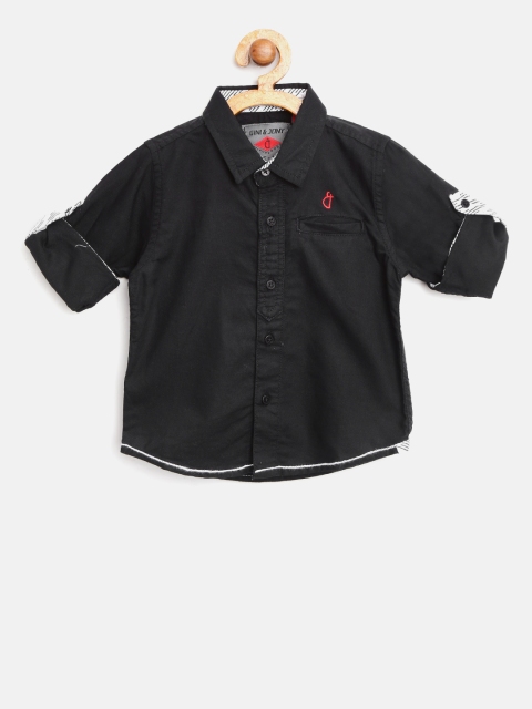 

Gini and Jony Boys Black Regular Fit Solid Casual Shirt