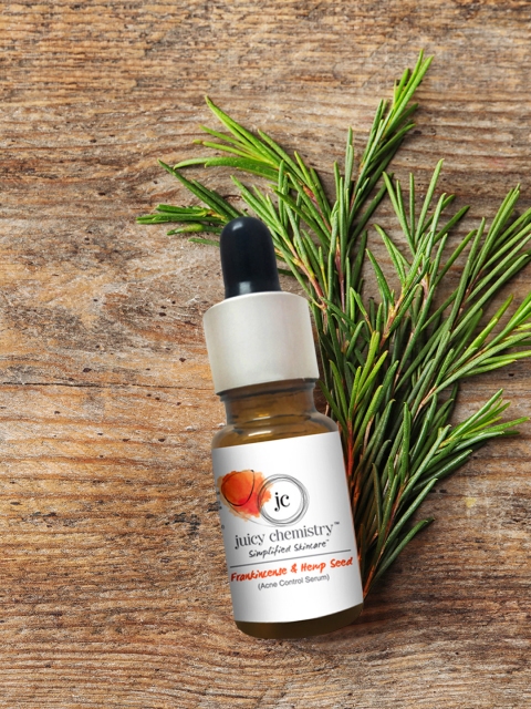 

Juicy Chemistry Frankincense and Hemp Facial Oil, White