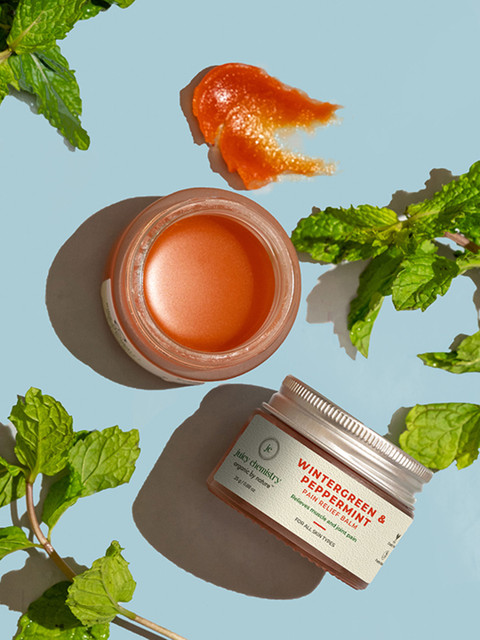 

Juicy Chemistry Wintergreen and Peppermint Organic Pain Relief Balm, White