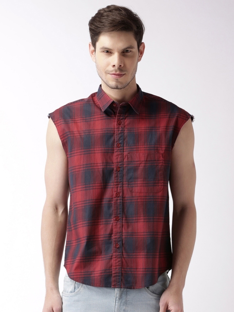 

Blue Saint Men Red & Blue Slim Fit Checked Casual Shirt