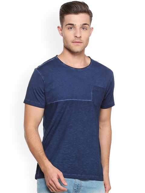 

Solly Jeans Co. Men Navy Blue Solid Round Neck T-shirt