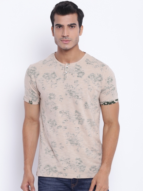 

Blackberrys Men Beige Printed Henley Neck T-shirt