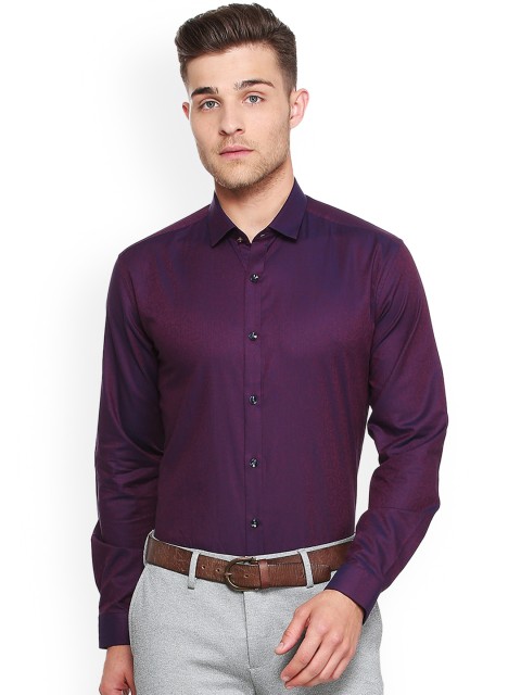 

V Dot Men Purple Slim Fit Printed Formal Shirt