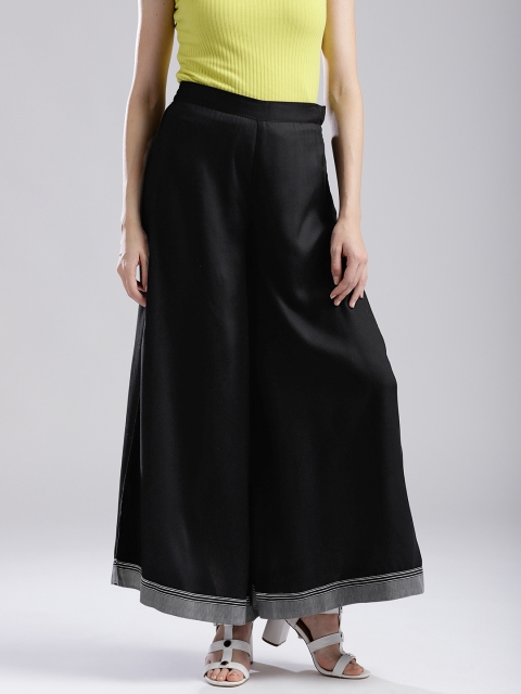 

W Women Black Solid Flared Palazzos