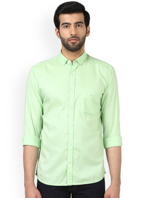 

Park Avenue Men Green Slim Fit Solid Casual Shirt