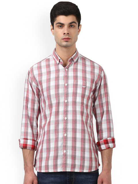 

Park Avenue Men Red & White Slim Fit Checked Casual Shirt