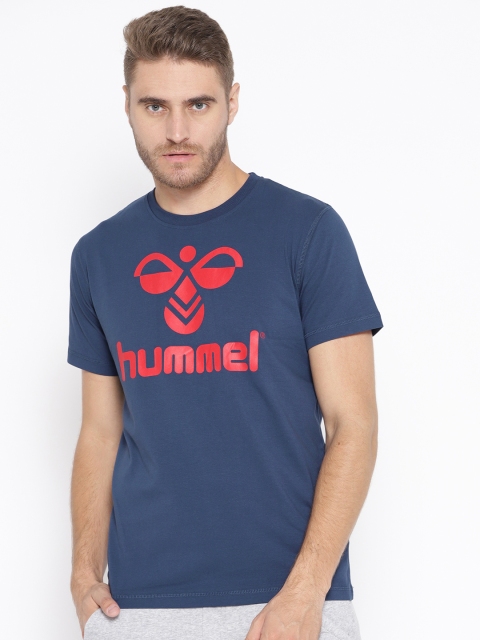 

hummel Men Navy Blue & Red Printed Classic Bee Round Neck T-shirt