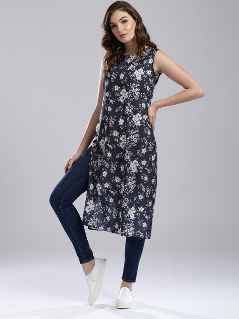 

Hubberholme Women Navy Blue & White Printed Straight Kurta