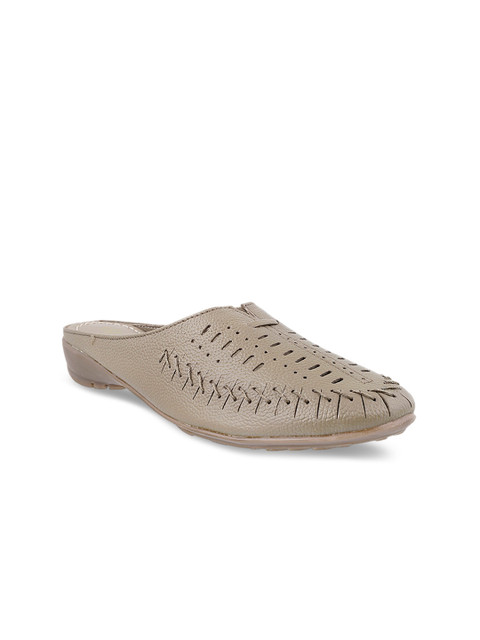 

Metro Women Beige Solid Synthetic Mules