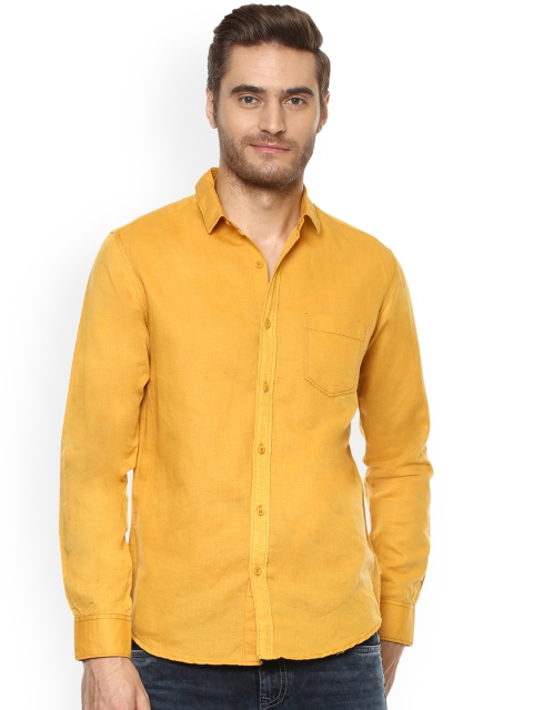 

Mufti Men Mustard Slim Fit Solid Casual Shirt