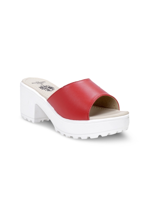 

meriggiare Women Red Solid Platforms