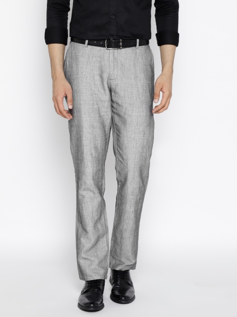 

Blackberrys Men Grey Regular Fit Solid Formal Trousers