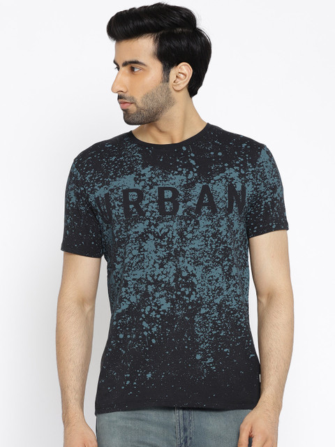 

Blackberrys Men Black Printed Round Neck T-shirt