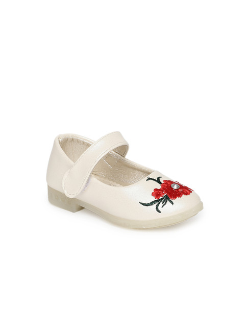

Kittens Girls Off-White Solid Synthetic Ballerinas