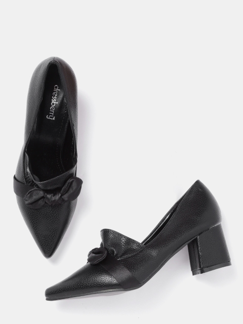 

DressBerry Women Black Solid Pumps