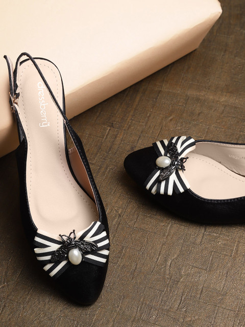 

DressBerry Women Black Solid Ballerinas