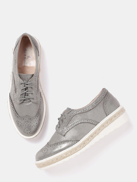 

Mast & Harbour Women Grey Snakeskin-Textured Brogues