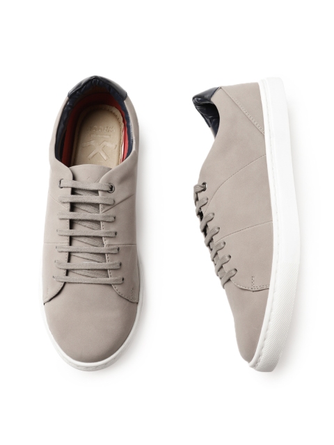 

WROGN Men Mauve Sneakers