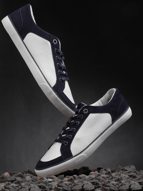 

Roadster Men White & Navy Blue Sneakers