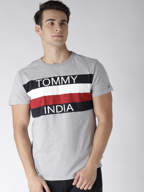 

Tommy Hilfiger Men Grey Melange Printed Round Neck T-shirt