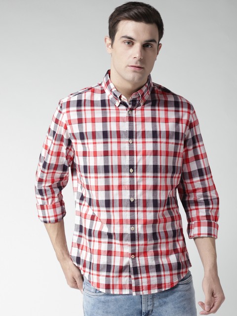 

Tommy Hilfiger Men White & Red Regular Fit Checked Casual Shirt