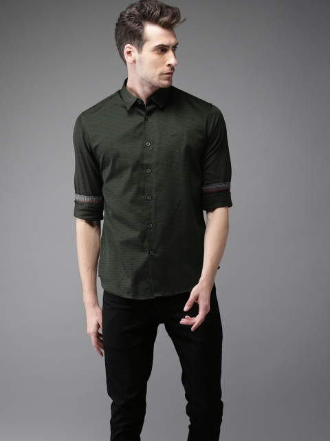 

Flying Machine Men Olive Green & Black Regular Fit Printed Casual Shirt